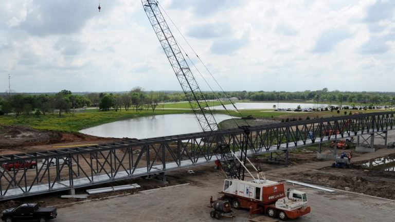 Caterpillar Sky Bridge Connector